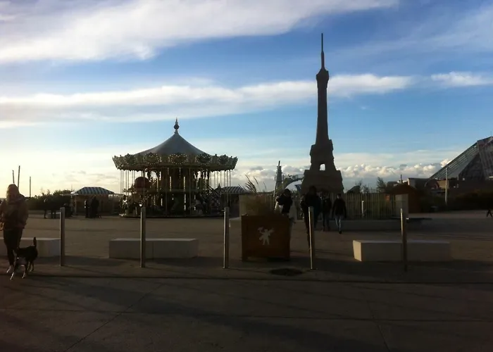 La Porte Du Paradis Apartment